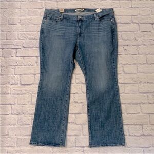 Levi’s Classic Bootcut Jeans Mid Rise Medium Blue Denim Plus Size 24 Short NWT